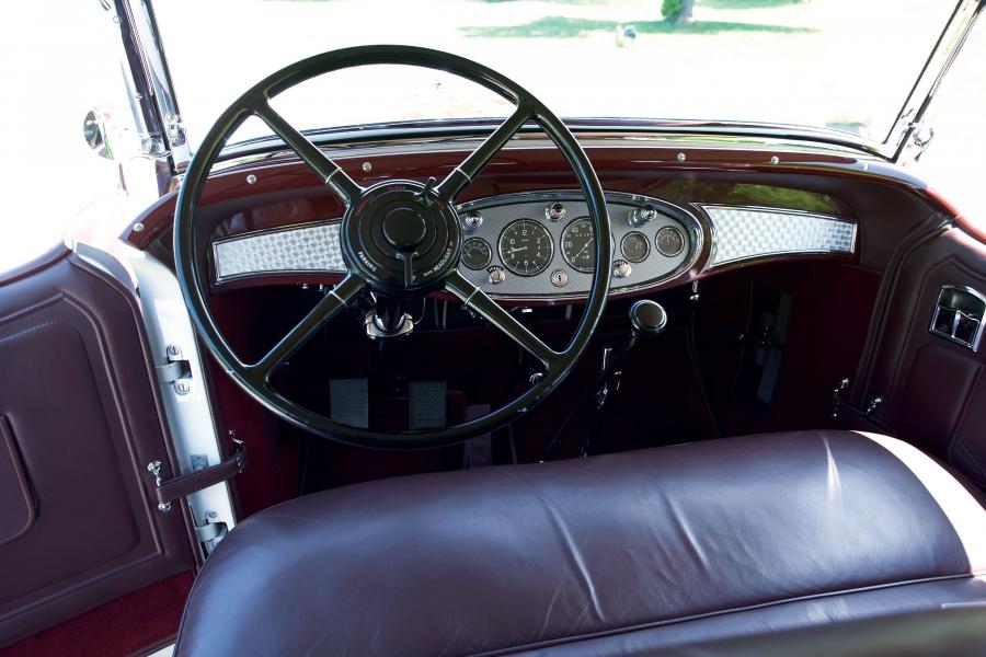  Cadillac Series 370A V12 Phaeton by Fleetwood 1931 года  (фото 8 из 9)
